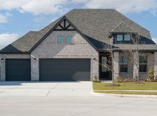 131 Heritage Hill Dr, Forney, TX