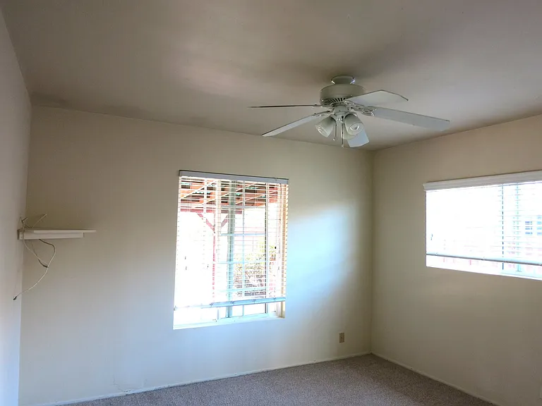 5121 Leo St — Photo 23