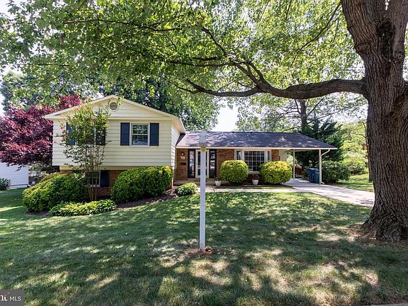 2nd image of 4826 Ponderosa Dr
