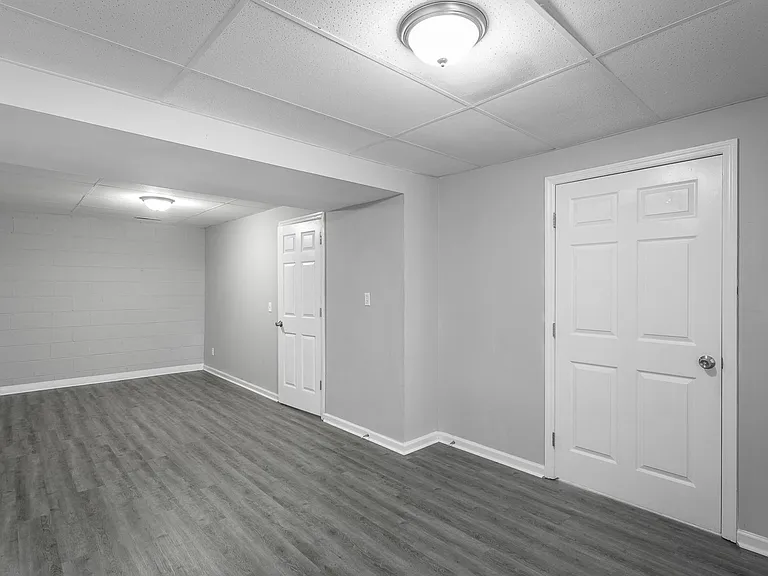 6130 Blue Ash Dr — Photo 40