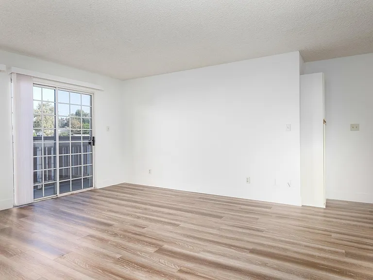 Garden View Apartments — Photo 13