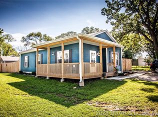 82 Grant Ave, Camdenton, MO 65020
