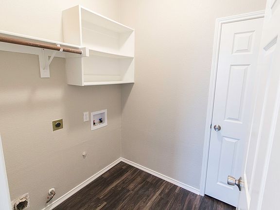 3rd image of 9509 Winter Park Dr