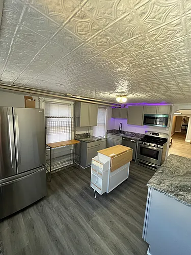 118 S Washington St #1 Photo 1