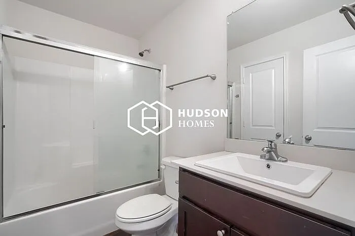 3515 E Colgate St — Photo 7