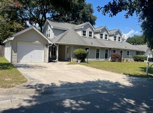 662 Poaug Ln, Mount Pleasant, SC 29464