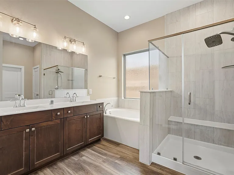 8422 Bay Orchard Dr — Photo 16