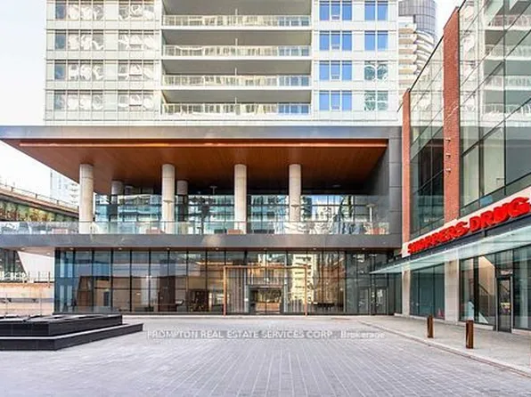 17 Bathurst St #1016, Toronto, ON M5V 2N9