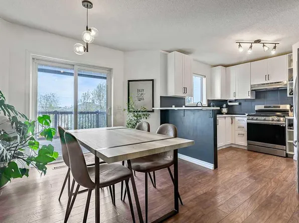 145 W Harvest Glen Way NE, Calgary, AB T3K 4J4