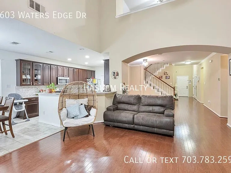 1603 Waters Edge Dr — Photo 7
