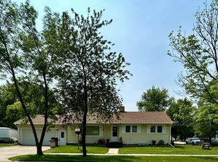 709 Jefferson Ave, Argyle, MN 56713