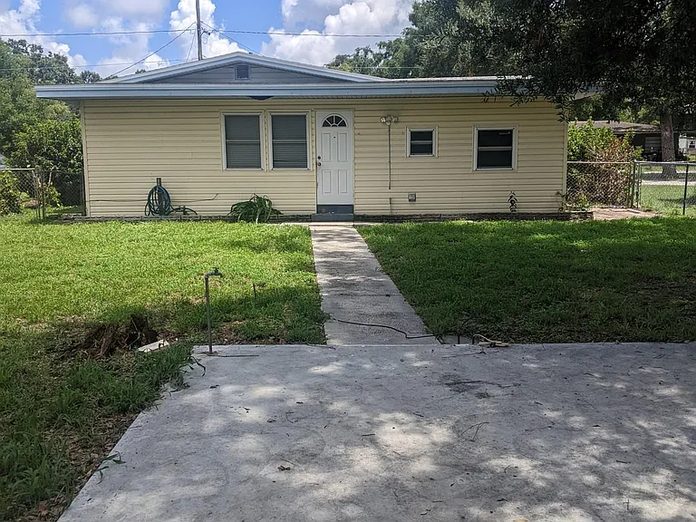 729 Virginia Ave — Photo 12