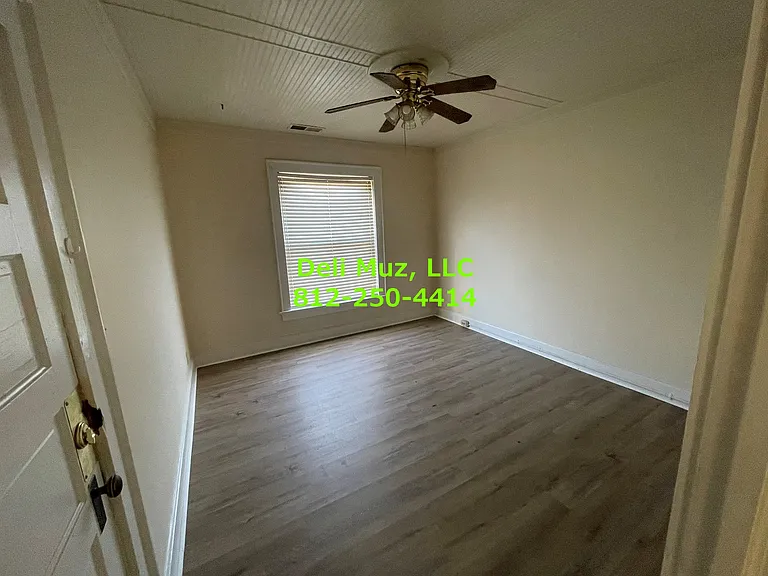 705 1/2 Court St #1/2 — Photo 11