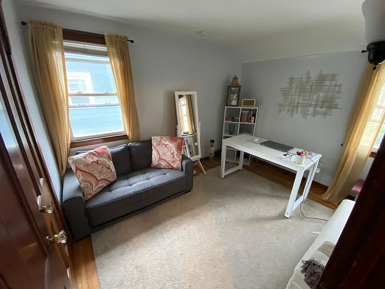 39 Henderson Ave — Photo 7