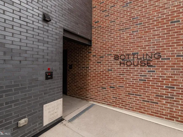 521 N Washington St Unit 101, Alexandria, VA 22314