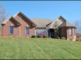 20082 Augusta Dr, Lawrenceburg, IN 47025