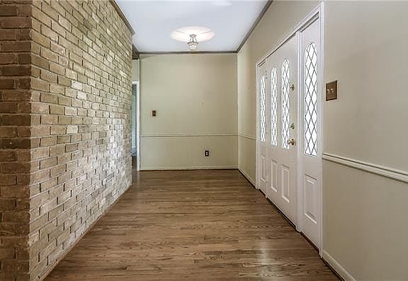 5th image of 2504 Vista Cliff Dr