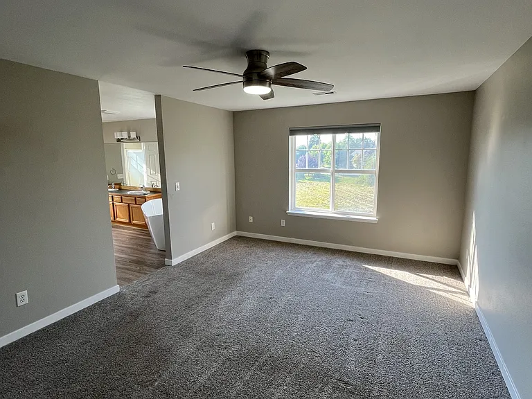 1341 Colony Ct — Photo 30