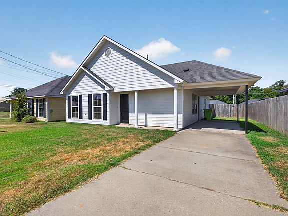 3rd image of 503 Oak Ridge Dr