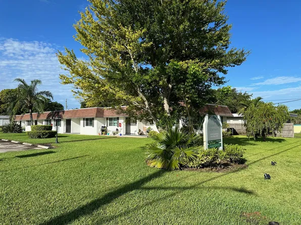 1462 NE Elizabeth Ave #3, Jensen Beach, FL 34957
