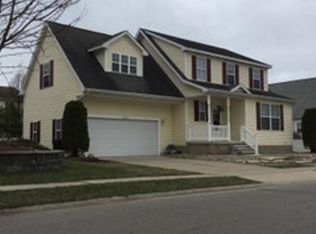 553 E Avocet Dr, East Lansing, MI 48823