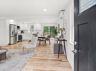 338 Plymouth St, Holbrook, MA 02343