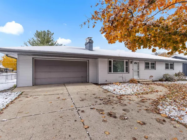 11807 Ventura Blvd, Machesney Park, IL 61115