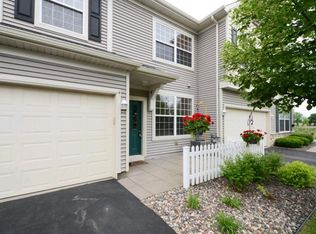 4577 Victor Path UNIT 4, Hugo, MN 55038