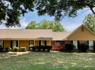 7230 Kingcrest Rd, Olive Branch, MS 38654