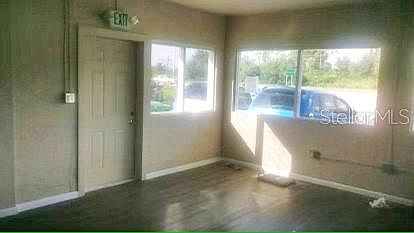 4th image of 11069 Tamiami Trl