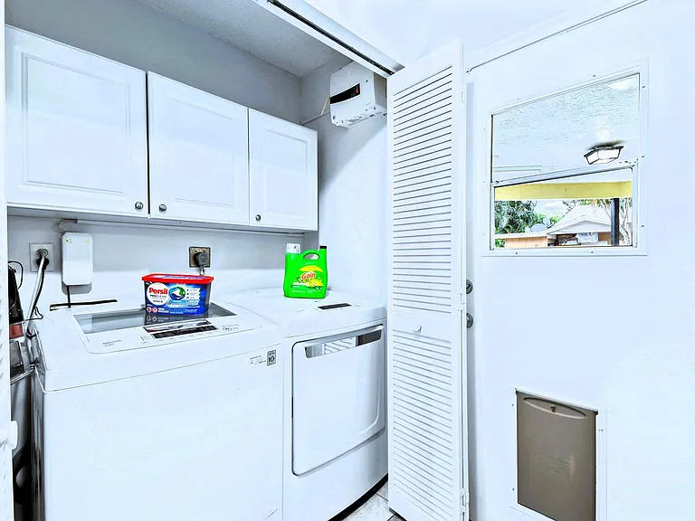 Laundry Room Cabinet