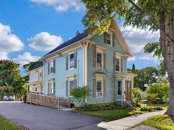 450 Hammond Street, Bangor, ME 04401