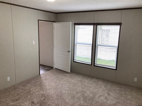 3rd image of 73 Austin Dr