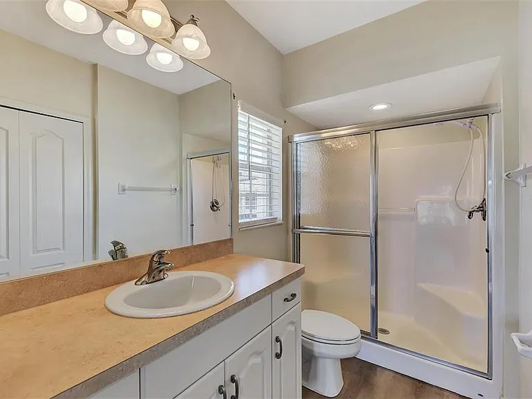 400 Mirabella Cir #201 — Photo 21