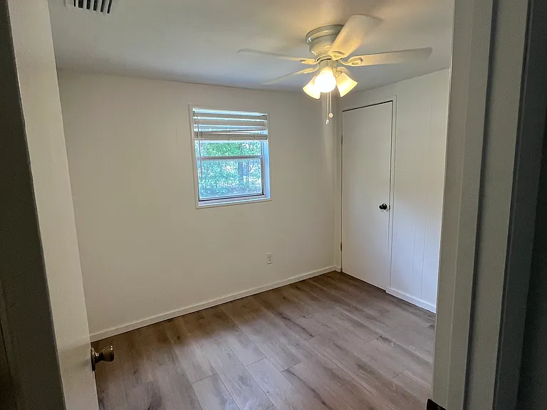 148 Willis Rd — Photo 25