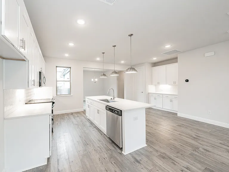 9709 Thorncrown Ln — Photo 7