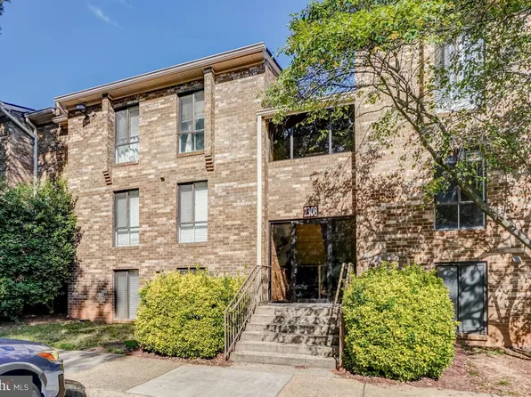 2308 Freetown Ct Unit 12C, Reston, VA 20191
