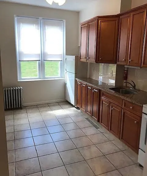 439 Gregory Ave #2 — Photo 2