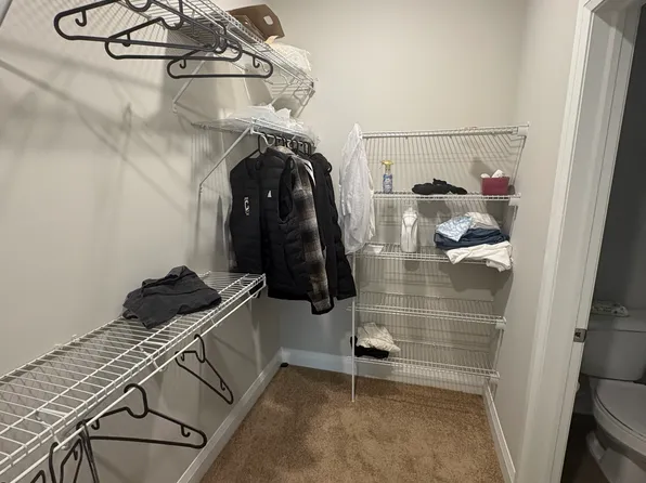 770 Waldron St APT 207, Columbus, OH 43215