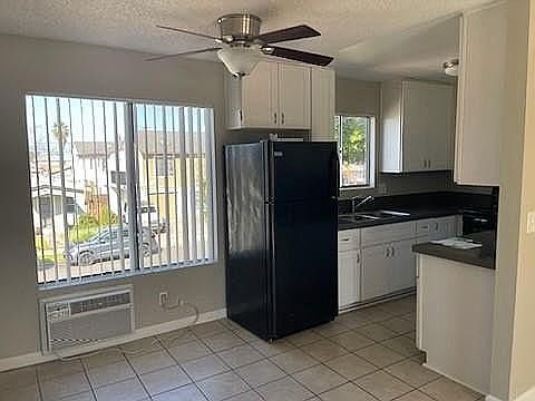 2nd image of 3619 44th St APT 4