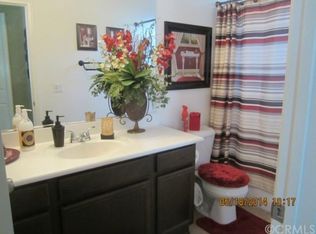 1538 W South St, Rialto, CA 92376