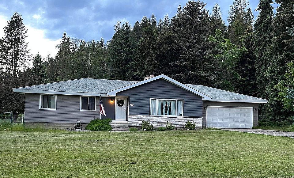 1st image of 301 N Quail Ave