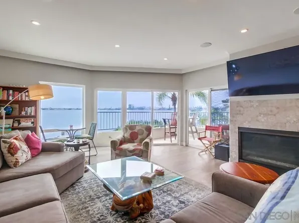3750 Riviera Dr Unit 3, San Diego, CA 92109