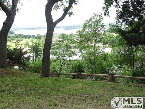 4th image of 2532 Skyline Dr