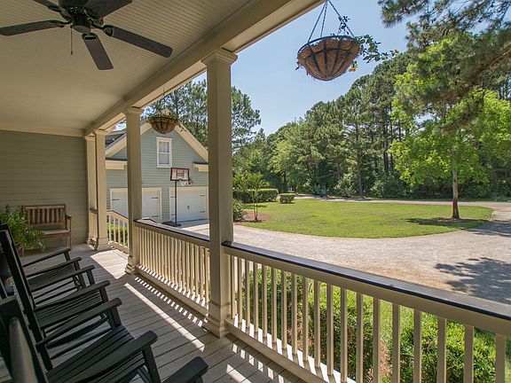 4th image of 25 Dolphin Point Drive