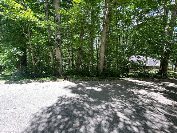 4th image of 0 Oak Run Dr