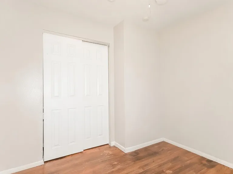 1235 Senate Dr #MAIN — Photo 2