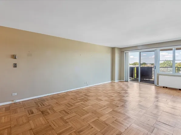 17-85 215th Street image 5 of 34