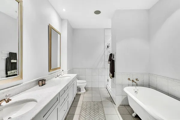 Rented by Compass | media 6