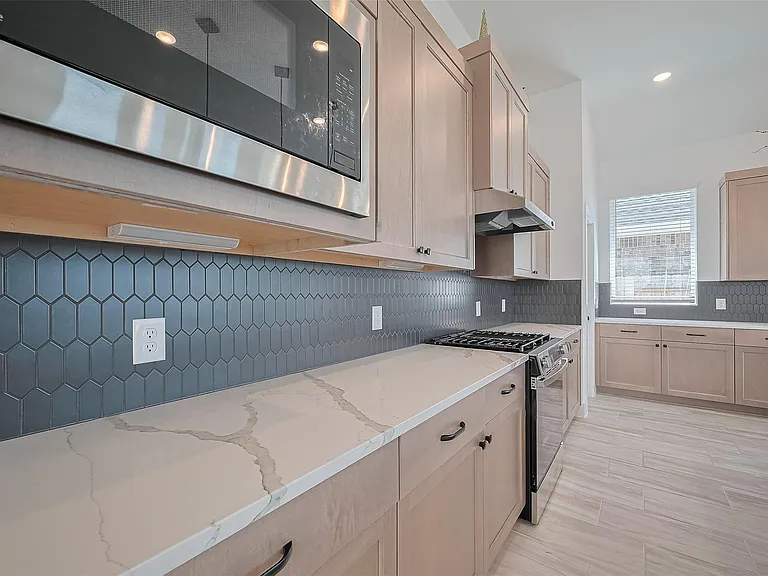 3328 Voda Bend Dr — Photo 18